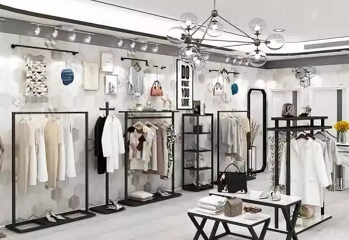 服装店经营中，如何不让顾客说衣服“贵”？——服装辅料销售策略